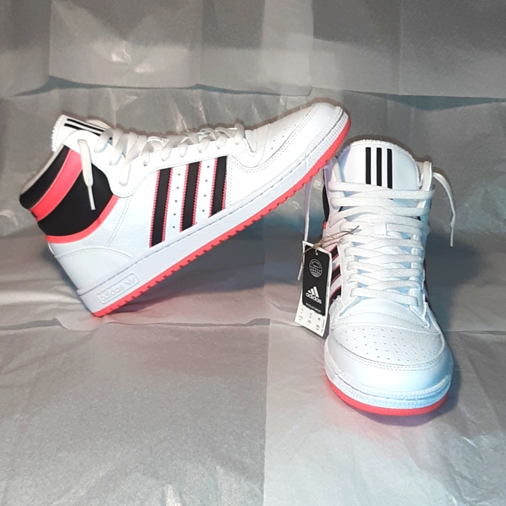adidas Originals Brand NEW with Tag, Men 11.5 = Women 13 - Picture 8 of 11
